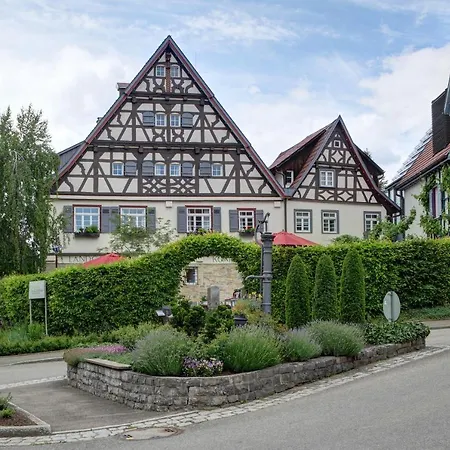 Landgasthof Am Konigsweg 3*